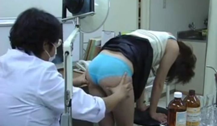 Massage - Japanese False Doctor Take Advantage Of Teens Spycam