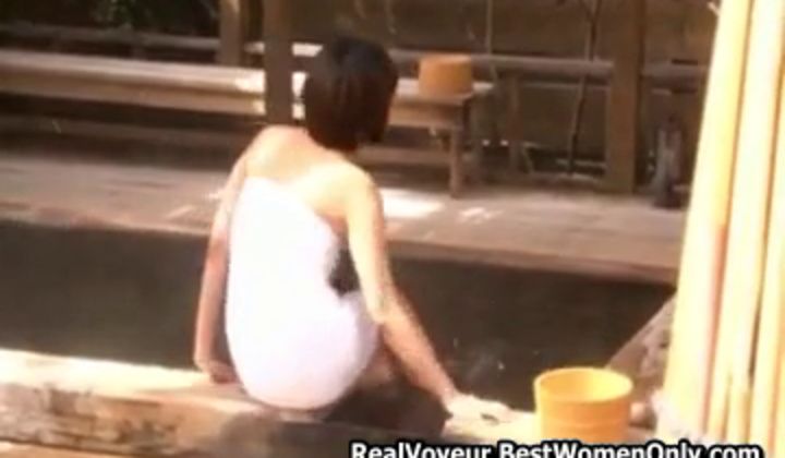 Voyeur - Japanese Asian Greatest Woman Porked Mingle Outdoor Bath