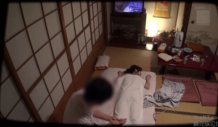 Japanese Cuckold Massage Footage